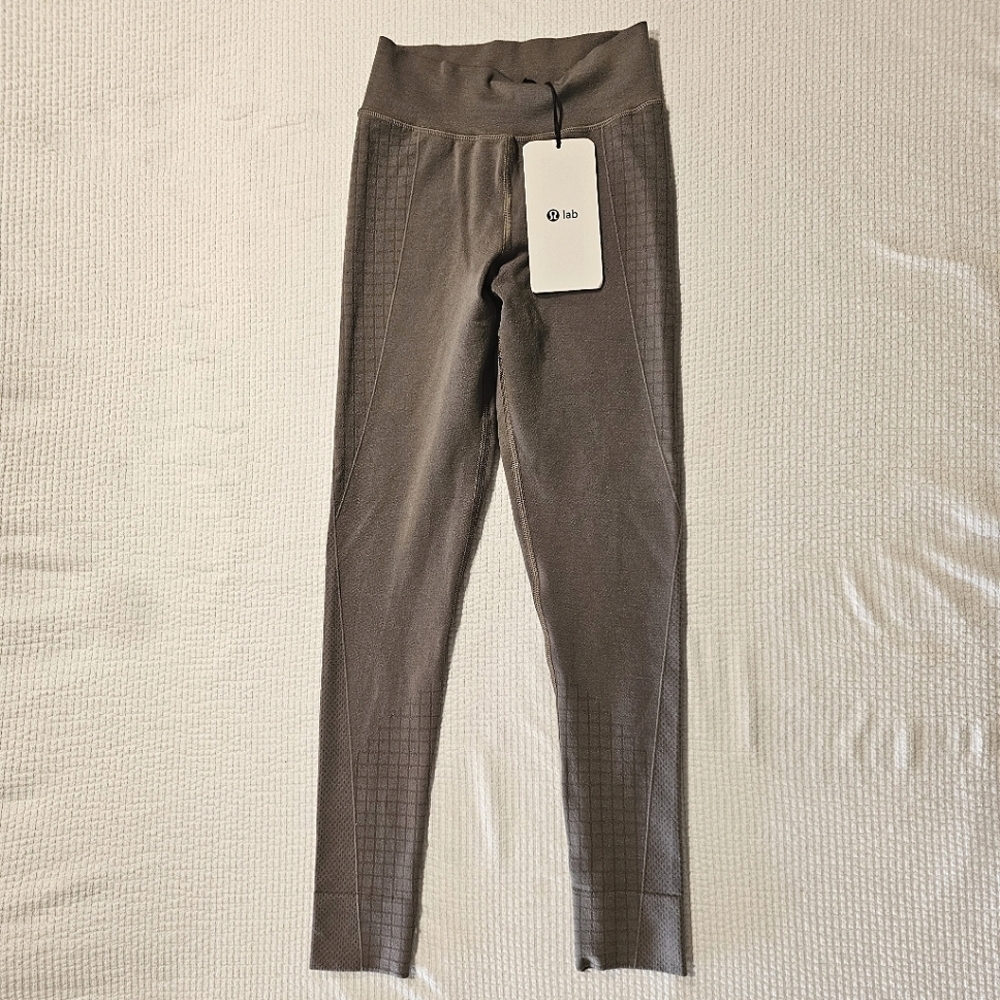 lululemon Lab Seamless W'ool-Blend Tight color rover(Grey) size 4